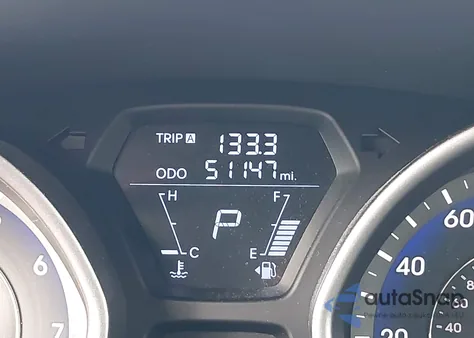 2013 Hyundai Elantra Limited z USA, uszkodzony, nr VIN KMHDH4AE1DU736077